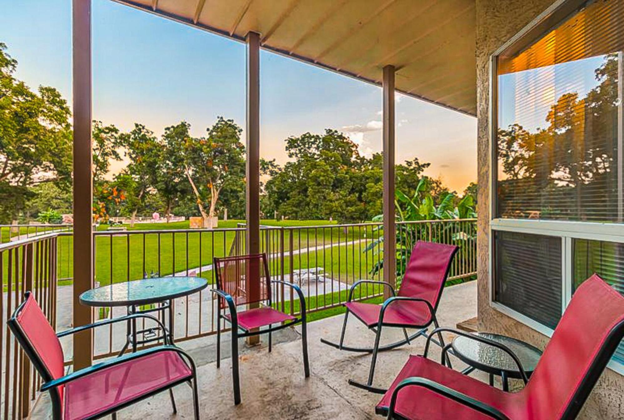 Water Wheel Resort Condo Resort New Braunfels Room photo