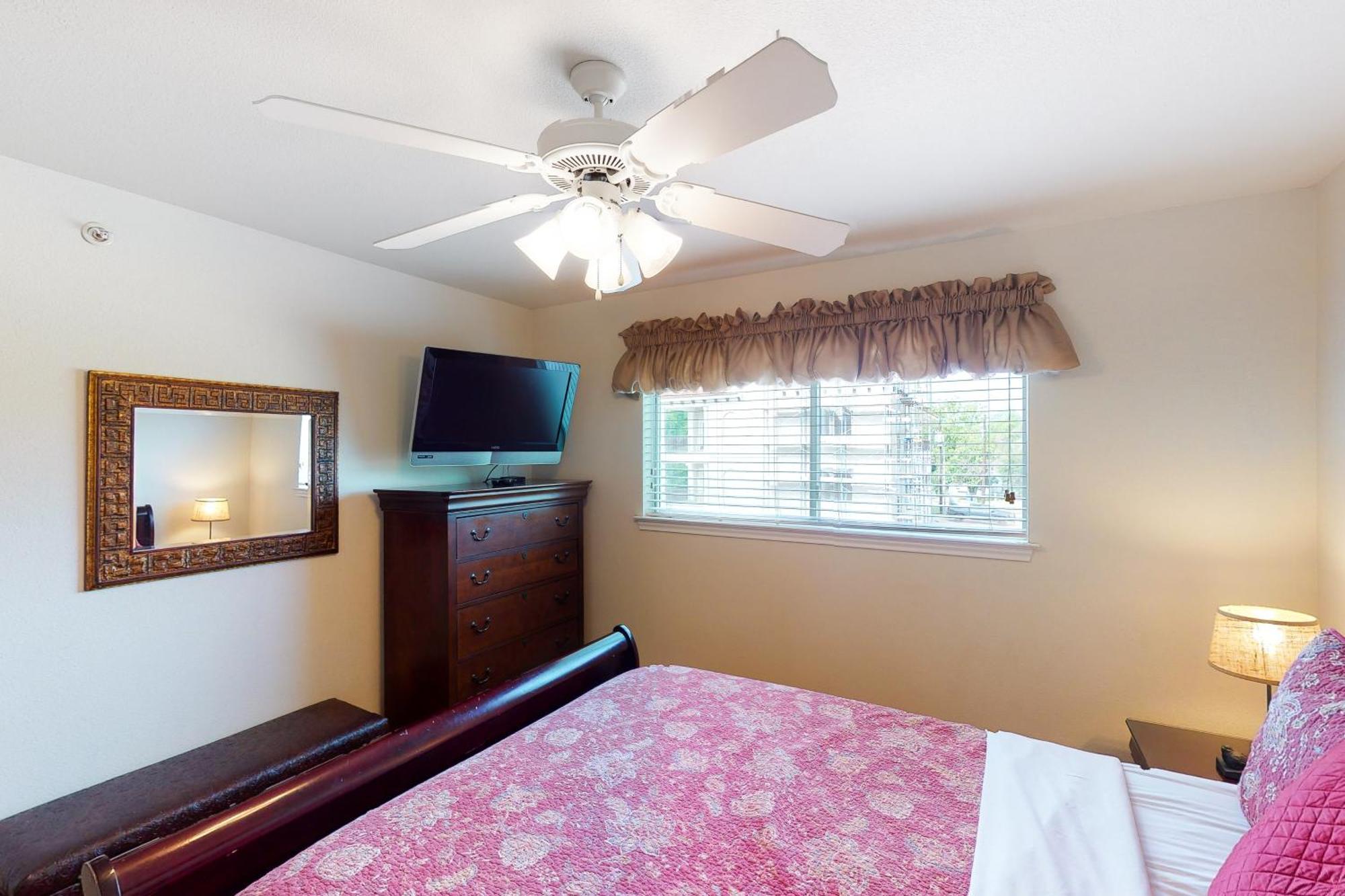 Water Wheel Resort Condo Resort New Braunfels Room photo